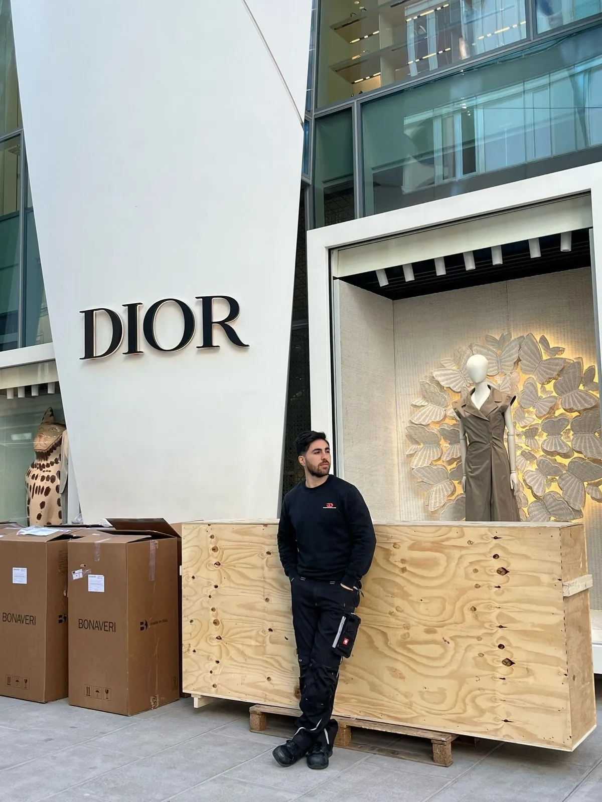 Façade de la boutique DIOR à Genève